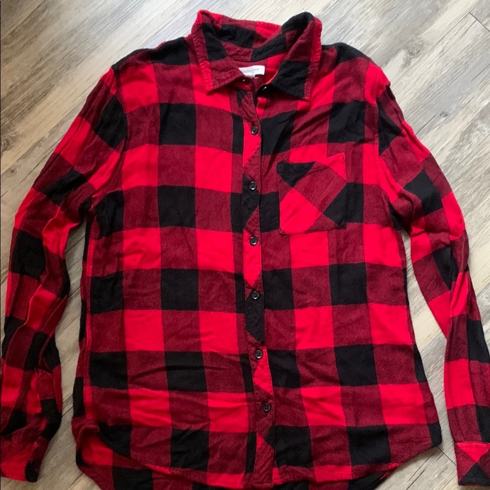 beachlunchlounge Red and Black Plaid Flannel